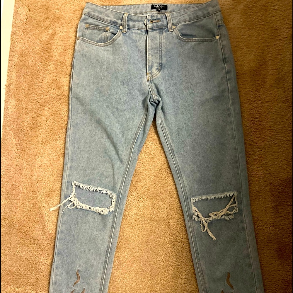 SKINNY STRETCH EXPLODED KNEE RIPPED ZIPPERED ANKLE JEANS